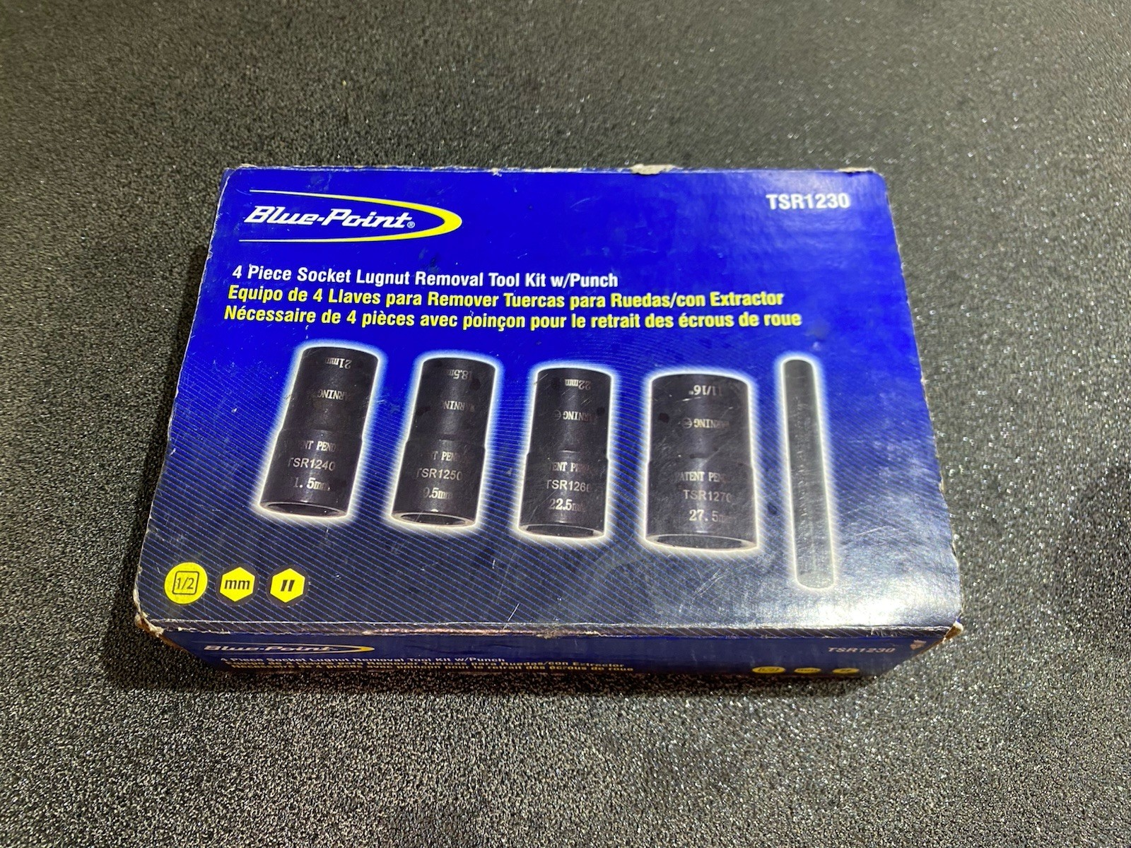 Blue Point TSR1230 4 Piece Socket Lugnut removal Tool Kit W/ Punch