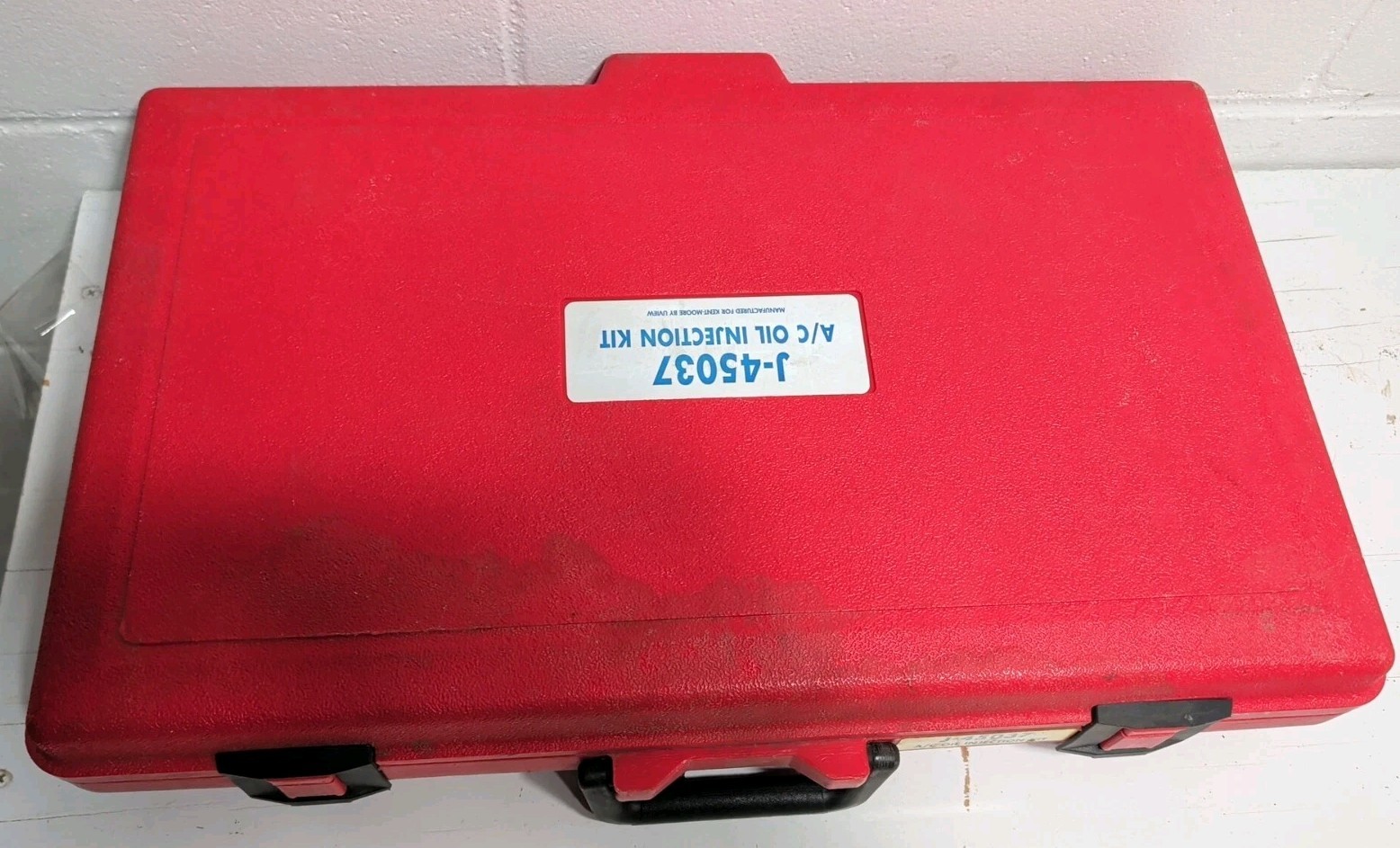Kent-Moore J-45037 A/C Oil Injection Kit Red Box without Oil Cartridge