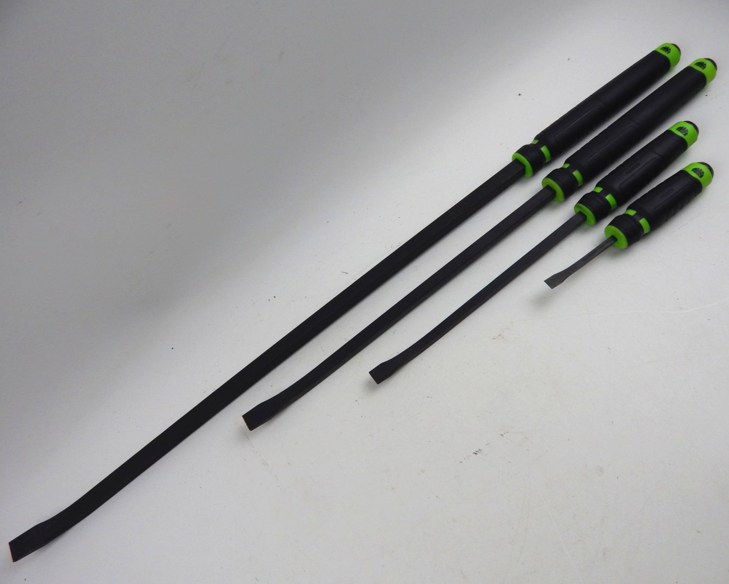 MAC Tools 4pc Striking Pry Bar Set GREEN 8 17 25 36″ CPB36G CPB25G CPB17G CPB8G