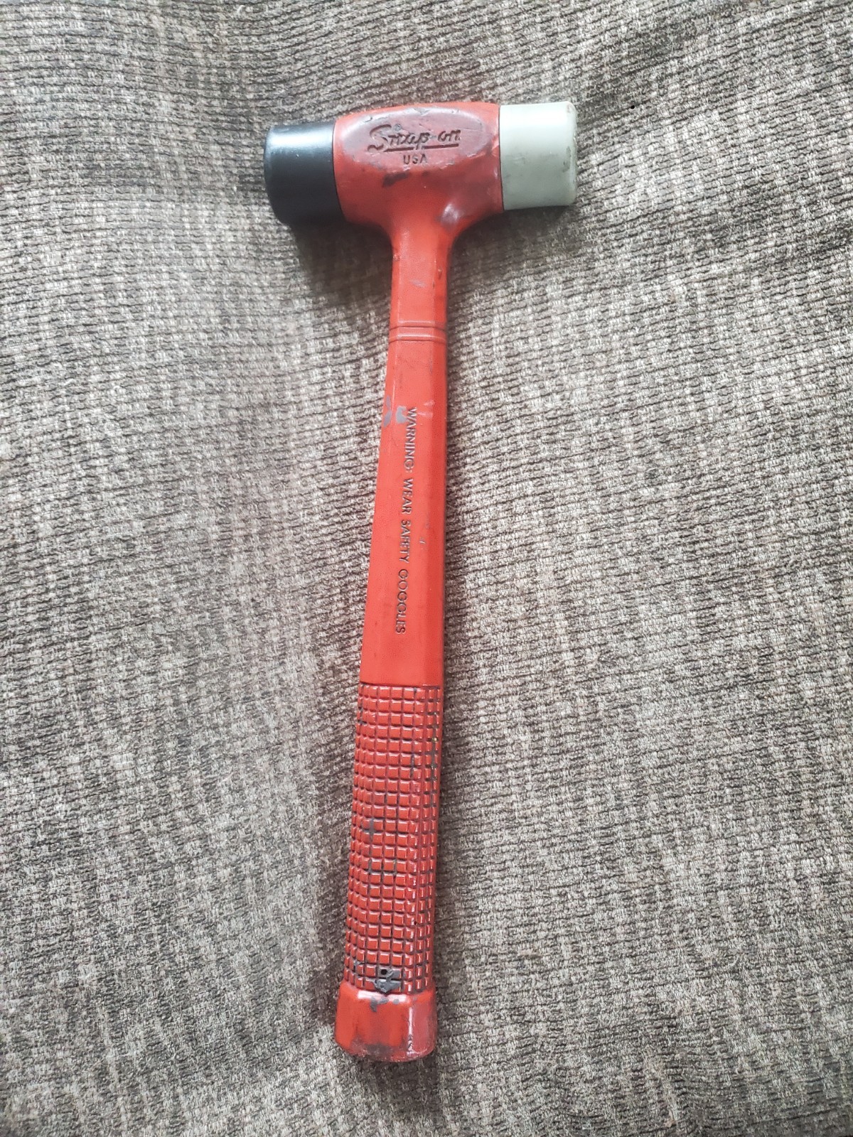 Snap On Tools BE124 Duel Sided 24 Ounce Rubber Hammer