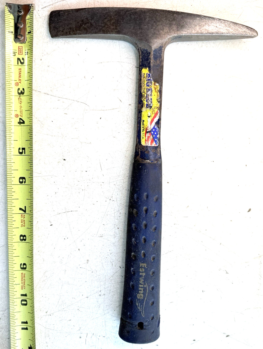 Vintage Estwing Welder Slag Chipper / Geological Rock Pick Hammer USA